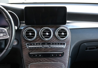 Подержанный автомобиль Mercedes-Benz GLC Coupe 2019 года (15 фото)