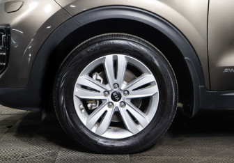 Подержанный автомобиль Kia Sportage 2017 года (9 фото)