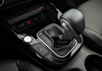 Подержанный автомобиль Kia Soul 2022 года (28 фото)