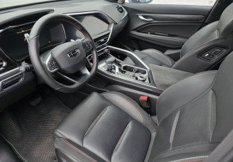 Подержанный автомобиль Geely Tugella 2024 года (9 фото)