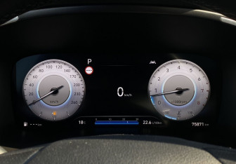Подержанный автомобиль Hyundai Santa Fe 2021 года (38 фото)