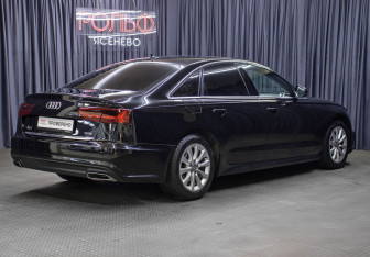 Подержанный автомобиль Audi A6 Sedan 2018 года (5 фото)