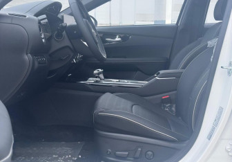Новый Kia K3 Sedan 2025 (9 фото)