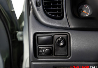 Подержанный автомобиль Nissan Almera Classic 2007 года (14 фото)