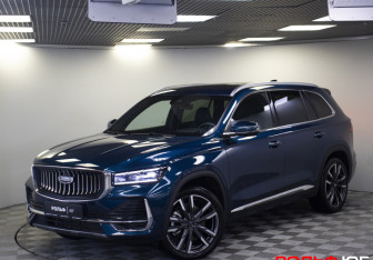 Подержанный автомобиль Geely Monjaro 2024 года (29 фото)