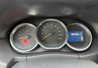 Подержанный автомобиль Renault Duster 2018 года (12 фото)