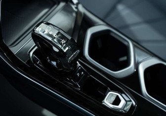 Новый Geely Atlas 2025 (25 фото)