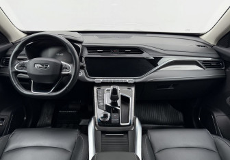 Подержанный автомобиль Geely Atlas Pro 2023 года (12 фото)