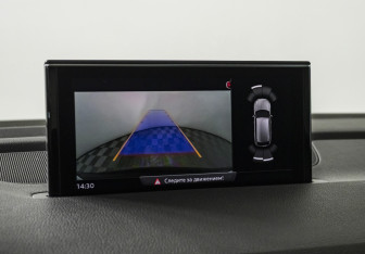 Подержанный автомобиль Audi Q7 2017 года (14 фото)