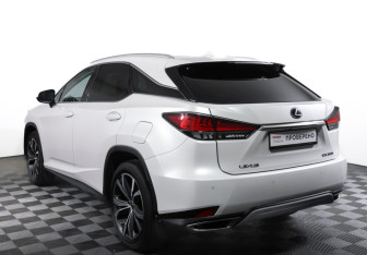 Подержанный автомобиль Lexus RX 2020 года (7 фото)