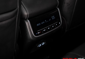 Подержанный автомобиль GAC GS8 2023 года (19 фото)