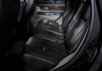 Подержанный автомобиль Land Rover Range Rover Sport 2012 года (10 фото)