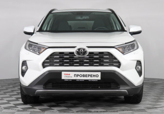 Подержанный автомобиль Toyota RAV4 2021 года (2 фото)