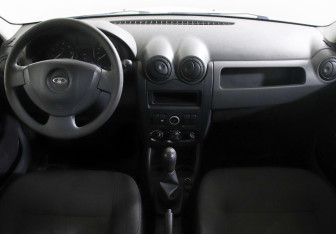 Подержанный автомобиль LADA (ВАЗ) Largus Wagon 2017 года (6 фото)