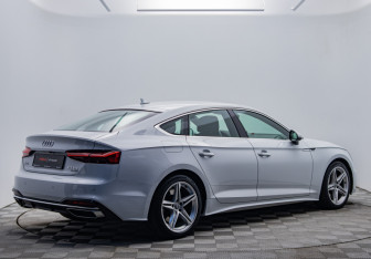 Подержанный автомобиль Audi A5 Liftback 2020 года (5 фото)