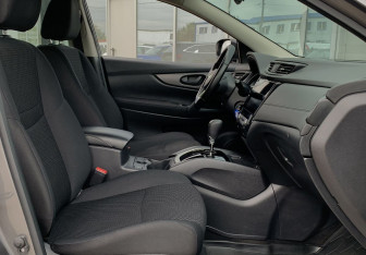 Подержанный автомобиль Nissan Qashqai 2021 года (20 фото)