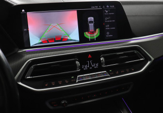 Подержанный автомобиль BMW X5 2019 года (16 фото)