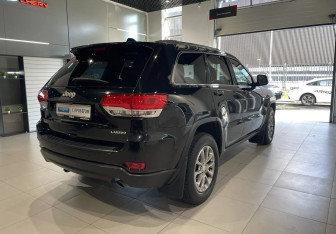 Подержанный автомобиль Jeep Grand Cherokee 2013 года (4 фото)