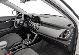 Подержанный автомобиль Kia Seltos 2021 года (11 фото)