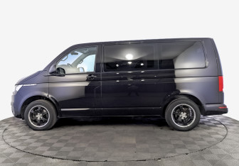 Подержанный автомобиль Volkswagen Multivan 2020 года (8 фото)