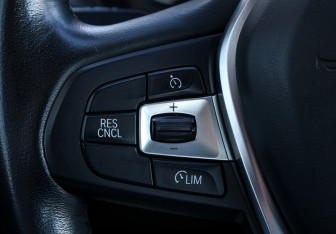 Подержанный автомобиль BMW X3 2019 года (19 фото)