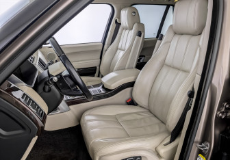 Подержанный автомобиль Land Rover Range Rover 2015 года (20 фото)