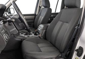 Подержанный автомобиль Land Rover Discovery 2010 года (20 фото)