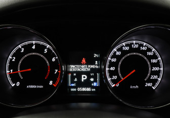 Подержанный автомобиль Mitsubishi ASX 2018 года (9 фото)