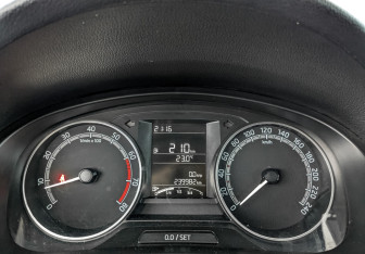 Подержанный автомобиль Skoda Rapid Liftback 2019 года (16 фото)