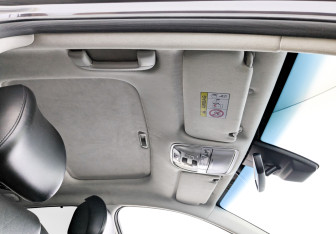 Подержанный автомобиль Kia K900 2019 года (24 фото)