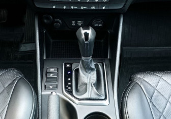 Подержанный автомобиль Hyundai Tucson 2017 года (16 фото)