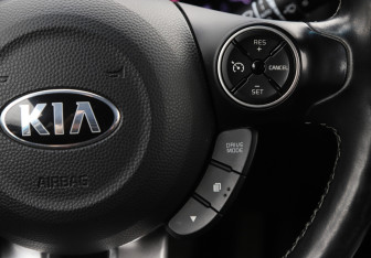 Подержанный автомобиль Kia Soul 2018 года (27 фото)