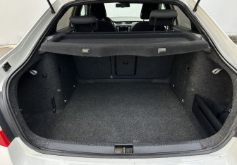 Подержанный автомобиль Skoda Octavia Liftback 2013 года (15 фото)