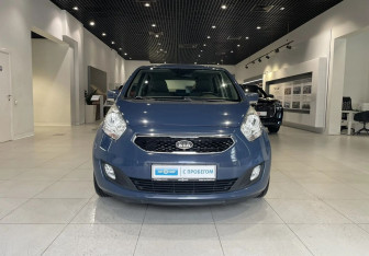 Подержанный автомобиль Kia Venga 2012 года (2 фото)