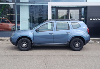 Подержанный автомобиль Renault Duster 2018 года (8 фото)