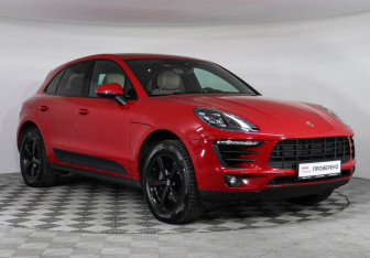 Подержанный автомобиль Porsche Macan 2018 года (3 фото)
