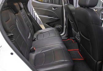 Подержанный автомобиль Evolute i-JOY 2025 года (12 фото)