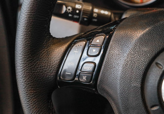 Подержанный автомобиль Mazda 3 Sedan 2008 года (16 фото)