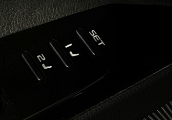Подержанный автомобиль Toyota Camry Sedan 2023 года (43 фото)