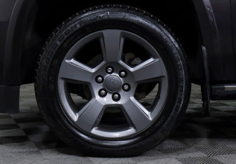 Подержанный автомобиль Chevrolet Tahoe 2015 года (5 фото)