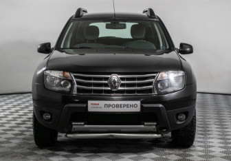 Подержанный автомобиль Renault Duster 2012 года (2 фото)