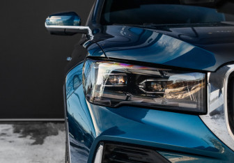 Подержанный автомобиль Geely Monjaro 2023 года (27 фото)