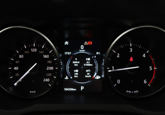 Подержанный автомобиль Land Rover Range Rover Evoque 2018 года (11 фото)