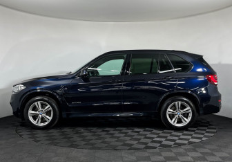 Подержанный автомобиль BMW X5 2017 года (5 фото)