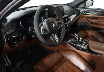 Подержанный автомобиль BMW M5 Sedan 2019 года (12 фото)