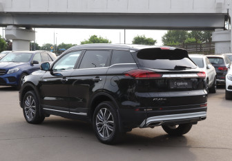 Подержанный автомобиль Geely Atlas Pro 2022 года (7 фото)