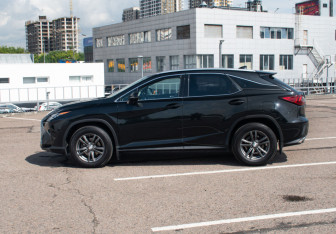 Подержанный автомобиль Lexus RX 2016 года (8 фото)