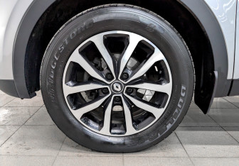 Подержанный автомобиль Renault Arkana 2021 года (18 фото)