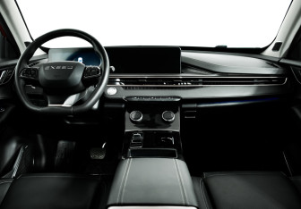 Подержанный автомобиль Exeed LX 2022 года (11 фото)