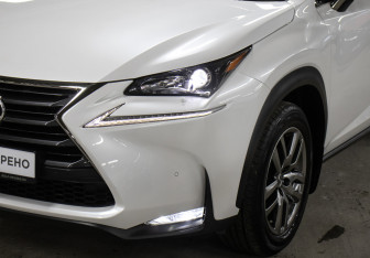 Подержанный автомобиль Lexus NX 2015 года (25 фото)